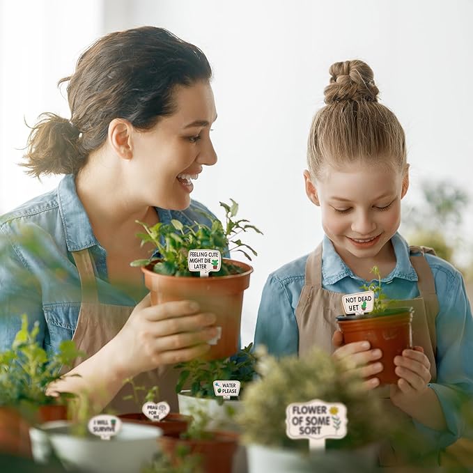 15 Pcs Garden Plant Markers, Plant Labels Funny Plant Stakes, Wooden Plant Labels Tab Plant Signs, for Indoor Plants Outdoor Garden Potted Plant Novelty Gifts