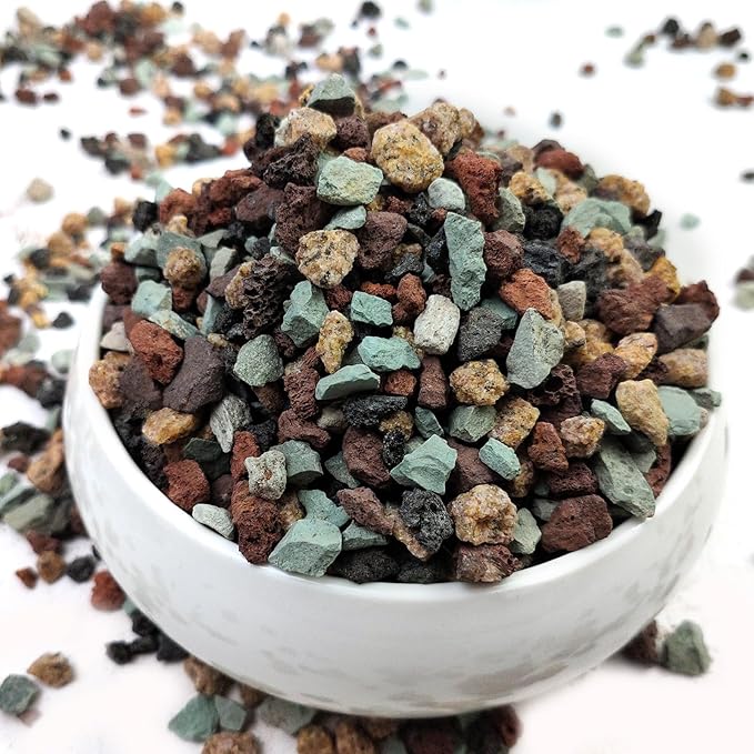 FANTIAN 2 lbs Mix Horticultural Succulent Soil,1/4 Inch Pumice Gravel. Decorative Pebbles Lava Rock for Cactus, Bonsai, Orchid, Indoor Plants of Drainage, Ventilation and Root Growth