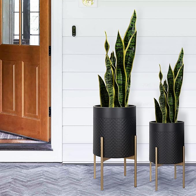 Oakrain Planters for Indoor Plants, Set of 2 Mid Century Modern Planter with Stand, Decorative Metal Planter Pots for Living Room, Office, Garden or Balcony, Matte Black, 10"&12"