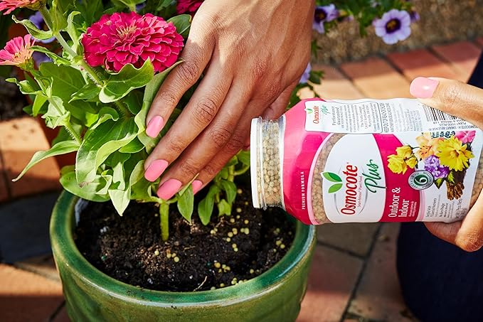 Osmocote Smart-Release Plant Food Plus Outdoor & Indoor - Granular, Continuous Release Plant Fertilizer with 11 Essential Nutrients, 1 lb.