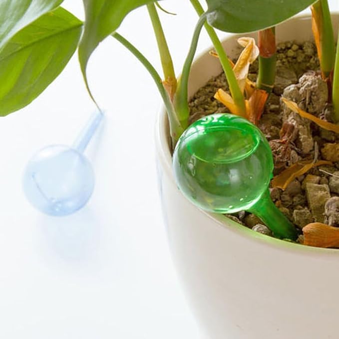 GANPUB White Plastic Plant Self Watering Globes Bulbs Easy Automated Plant Watering Systems for Flower Pots Plant Waterer Houseplant, for Outdoor & Indoor Use Plant Container Accessories(13cm*5cm)