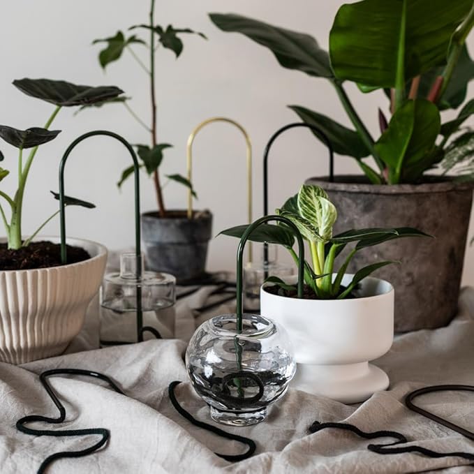 Beautiful Self-Watering Wick System for Effortless Plant Care, Automatic Drip Irrigation, Sustainable & Stylish Scandinavian Design, Ideal for House Plants (S, Black)