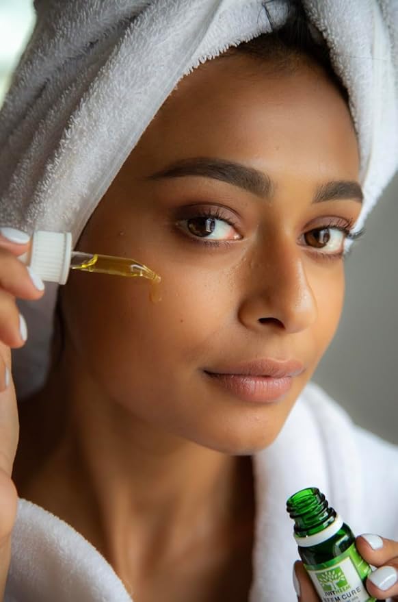 JustNeem Neem Cure Oil XL - Natural Neem Oil Blend- Best on Acne, Psoriasis, Eczema, Rosacea, Cold Sores, Toe Nails, Bug and Spider Bites and Other Skin Irritations. With Spray Head. 1 oz