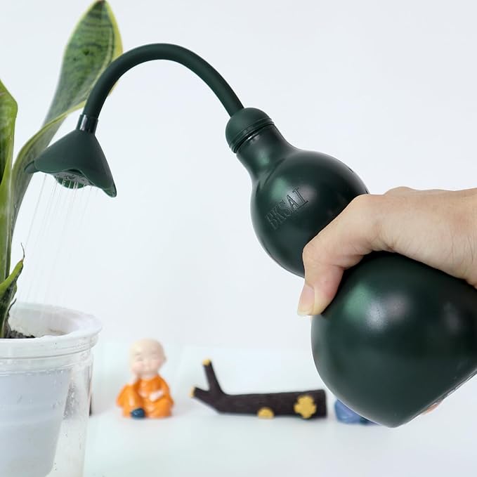 BKSAI Squeeze Bottles for Plants, 11oz Small Watering Can for Succulent, Muti-Function Squirt Bottle for Seedling Watering, Wash, Tattoo, Dark Green