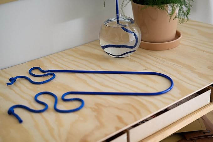 Beautiful Self-Watering Wick System for Effortless Plant Care, Automatic Drip Irrigation, Sustainable & Stylish Scandinavian Design, Ideal for House Plants (S, Klein Blue)