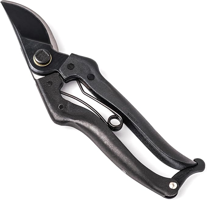 Wablade Japanese Pruning Shears Made in Japan, Bypass Hand Pruner for Clean Controlled Cutting, Up to 0.59 Inch for Branches, Alloy Steel Blade, Smooth Easy Control Gardening (Standard Model)