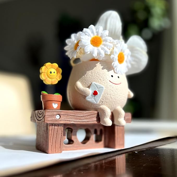 TEARS OF GAIA Smiling Face Planter Pot, Cute Resin Flower Head Planters with Drainage, for Mom, for Expressing Love, Unique Funny Succulent Plant Lover Gift (I Love U)