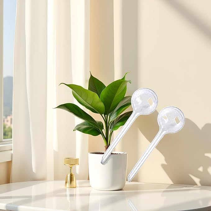 Plant Watering Globes, 2Pcs Plastic Plant Automatic Water Bulbs Flower Self Feeder Balls Irrigation Device Auto Waterer Planter Insert Stakes for Indoor Outdoor Garden Potted