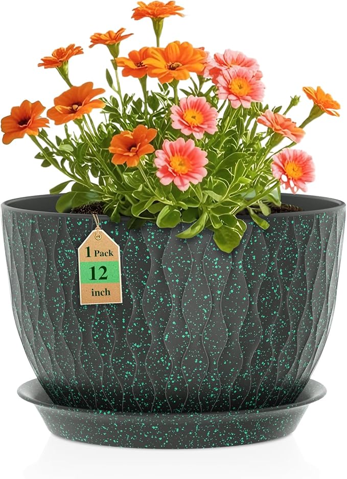 WSMKSZ 12 Inch Wide Water Ripples Flower Pots for Indoor or Outdoor Plants, Large Plant Pots with Drainage Holes & Saucer, Plastic Planters Set for Garden & Home Decor (Black with Green Speckles)