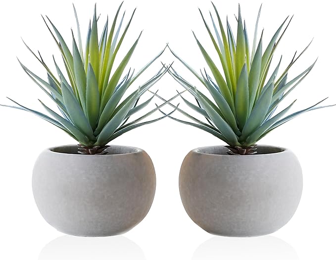 Jahe Agave Artificial Plants, Matte Pot Mini Artificial Plants Indoor, 8.07 in Faux Agave Plant UV Resistant Gray Cement Pot, Perfect for Bathroom Living Room Study Desk Decor, Ideal as a Gift, 2 Pcs