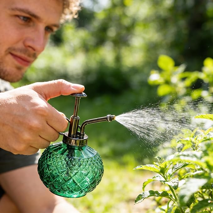 OFFIDIX Plant Mister Spray Bottle,Glass Decorative 300ML Vintage Watering Small Indoor Watering Can with Plastic Pump for Indoor Plants,Garden,Cleaning（Dark Green）