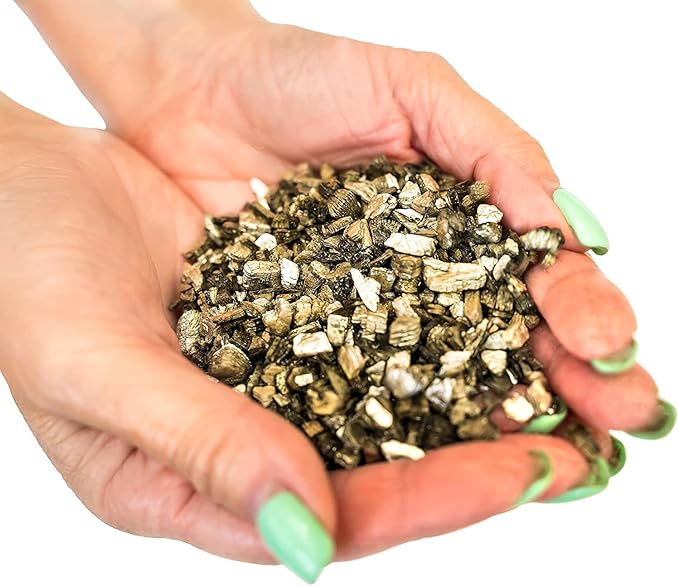 Horticultural Organic Vermiculite by GARDENERA - Medium Grade - Natural Soil Additive for Potted Plants, Orchids, Hydroponics, Terrariums (4 Quart)