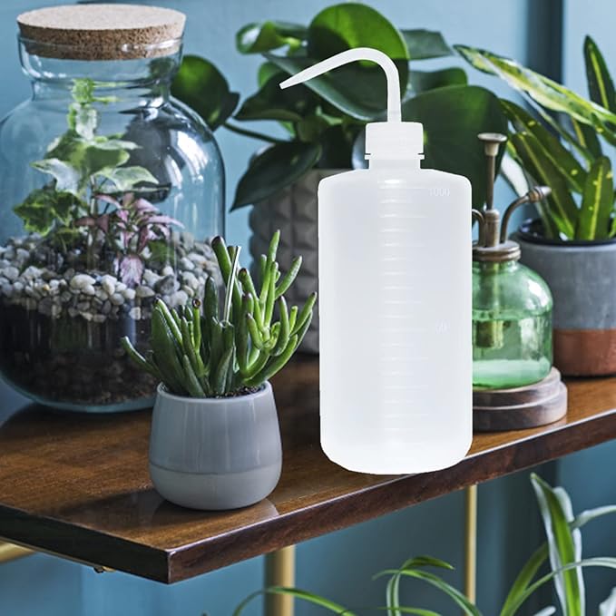 Oubest Squeeze Bottle 1000ml 32oz Wash Bottle Succulent Watering Can LDPE Plastic Squirt Bottle for Irrigation Plant, Medical Lab, Tattoo Supplies 1pc
