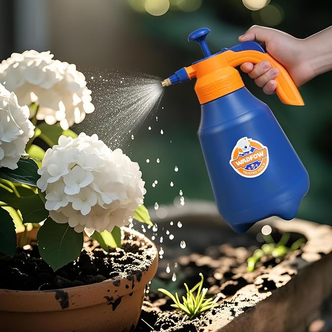 WADFOW 0.52 Gallon Garden Pump Sprayer, 68oz Lawn & Garden Pressure Water Spray Bottle with Adjustable Nozzle, Lock-on Feature, 2L