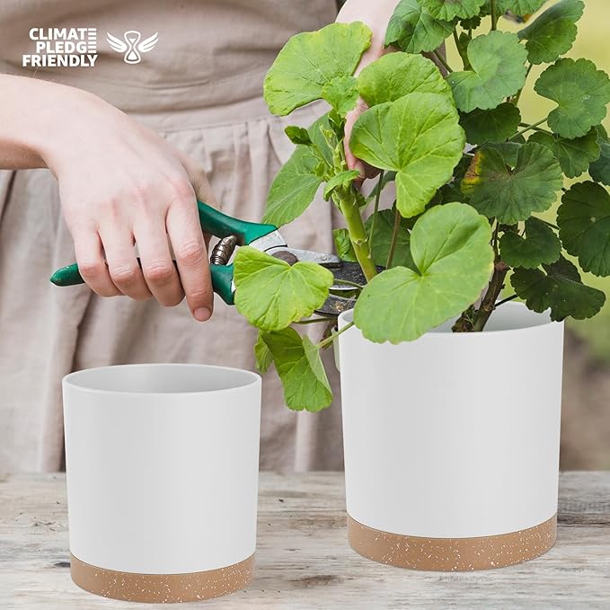 YNNICO Plant Pots with Drainage Holes and Saucers – 7, 6.5, 6, 5, 4 Inch Plastic Planters for Indoor Outdoor Plants, Modern Matte Finish, Lightweight & Durable（White