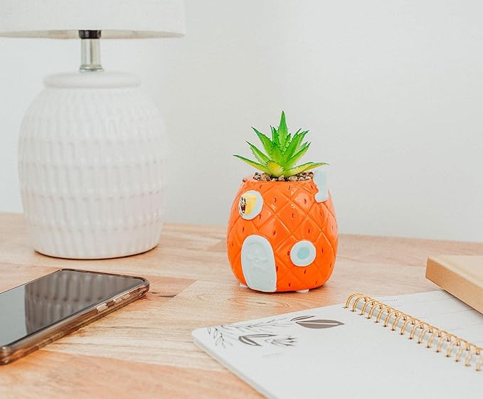 Silver Buffalo Nickelodeon's SpongeBob's Pineapple House Decorative Artificial Faux Greenery Plant in Ceramic