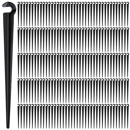 200 Pack 1/4 Inch Drip Irrigation Support Stakes, Plastic 1/4'' Dripline Holder Stakes for Irrigation Hose/Emitter Support Garden Greenhouse Drip Supplies Fittings