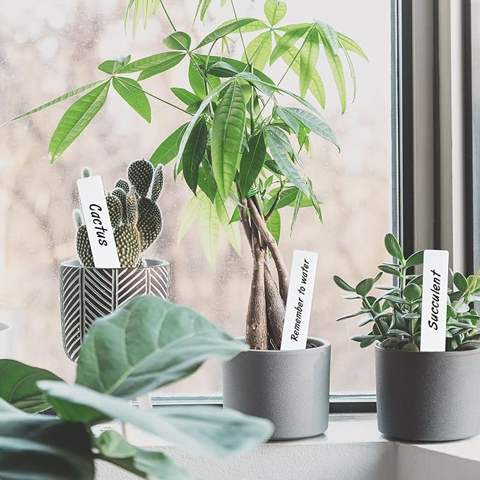 KINGLAKE GARDEN 200 PCS 4'' Plastic Plant Labels - Plant Tags for Seedling Garden Markers Vegetable Gardening Tags for Outdoor Indoor Potted Plants with Permanent Marking Pen