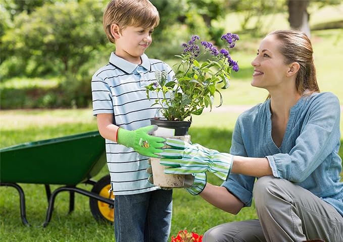 KDK Ages 8-10 Kids Gardening Gloves,Yard Work Gloves for Toddlers, Youth, Girls, Boys, Childrens, Soft Safety Rubber Gloves (XS Age 8-10, 2 Pairs Green Bee)