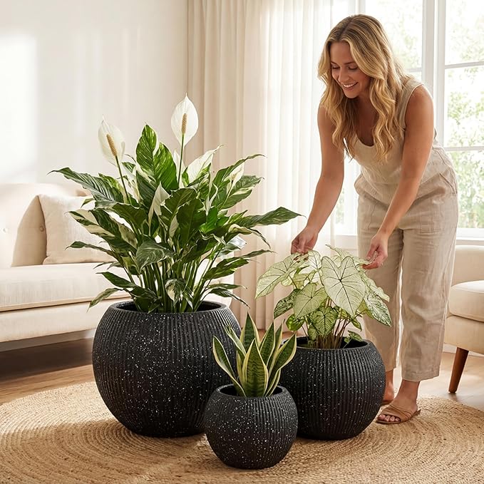 DTY Mt Sherman 21.1'' D x 16.7'' H (Pot Opening 14.6") Fiberstone Round Planter with Drainage Hole, Smooth Finishes, Weather Resistant for Indoor and Outdoor, 2 Extra Coco Mats - Ribbed Black, Large