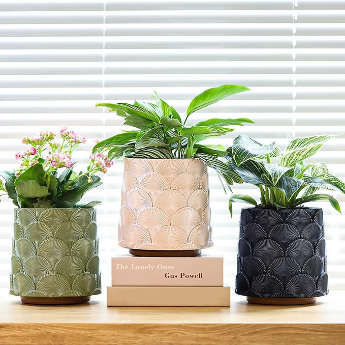 GUGUGO Pearl Sage Green Scale Planter, Cute Unique Plant Pot with Drainage, Eclectic Colorful Small Flower Planters Pots for Indoor & Outdoor Plants, Rainbow Funny Succulent Gardening Pot Gifts