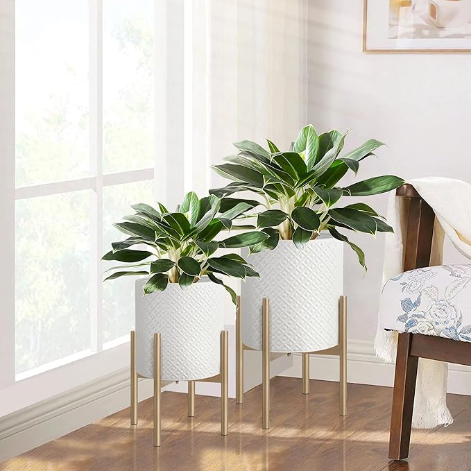 Oakrain Planters for Indoor Plants, Set of 2 Modern Planter with Stand, Decorative Metal Planter Pots for Living Room, Office, Garden, Balcony, 8"&10", Cream White