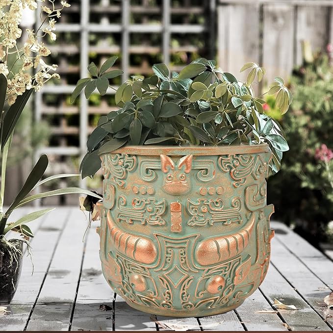 Midogaigai Tribal Vintage Face Planter,Lightweight Unique Plant Pots with Drainage,Eclectic Small Succulent Flower Planters Pots for Outdoor&Indoor Plants,Funny Garden Pot for Room Decor(5.5in)