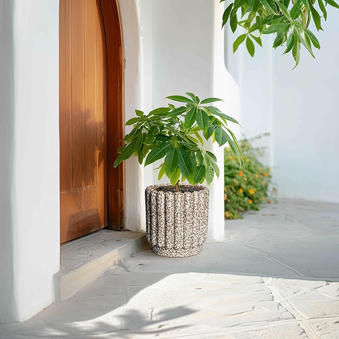 Ceramicfor Ceramic Planter - 9.6 Inch Plant Pots Indoor with Drainage Hole, Round Fluted Ceramic Flower Pots, Decorative Planter Outdoor, Home Decor, Plant Lover Gifts for Women, Leopard Print White