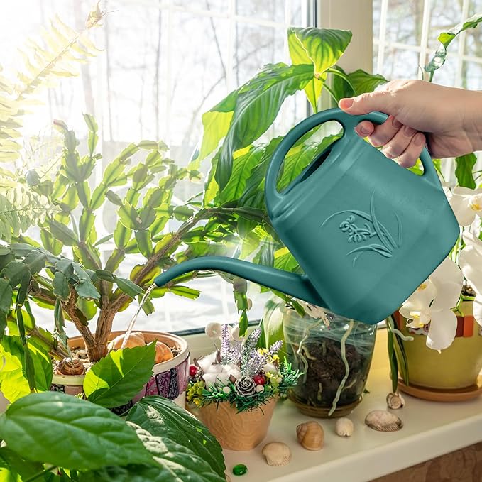 Grip Plastic Watering Can - for Indoor and Outdoor Plant - 1/2 Gallon -Green