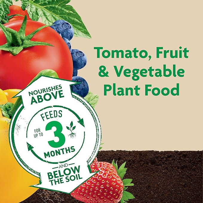 Miracle-Gro Shake 'N Feed Tomato, Fruit and Vegetable Plant Food - Fertilizer for Vegetable Gardens, for In-Ground and Container Plants, Feeds up to 3 Months, 4.5 lb.