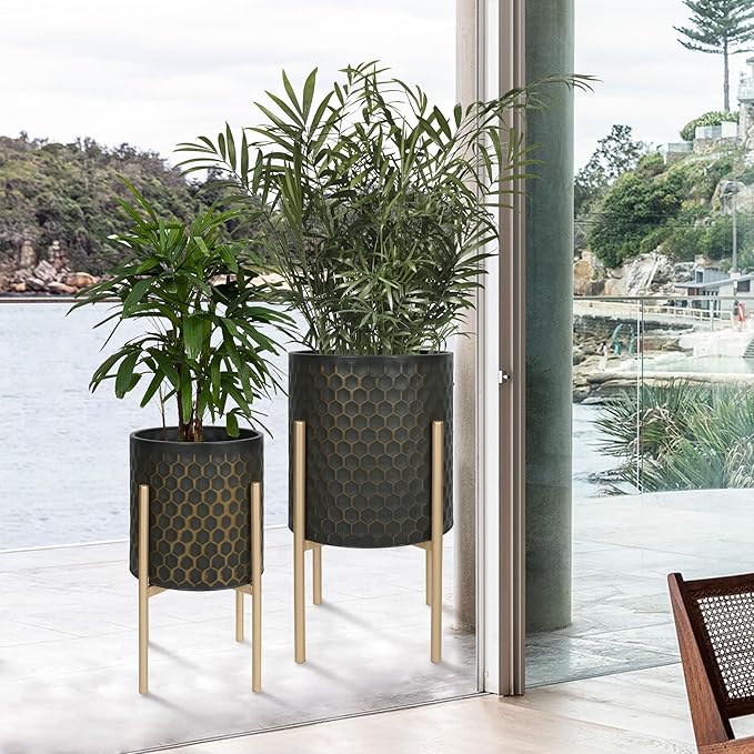 Oakrain Mid Century Planters for Indoor Plants, Set of 2, Modern Decorative Metal Pots for Living Room, Office, Garden or Balcony, Black&Golden Honeycomb, 10" &12"