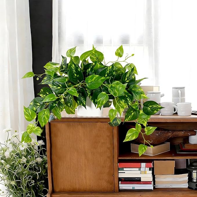 Waipfaru Fake Plants Artificial Plants Indoor, Realistic Artificial Hanging Fake Pothos with Plastic Pots, Faux Pothos for Home Shelf Bathroom Kitchen Office Indoor Outdoor Decor