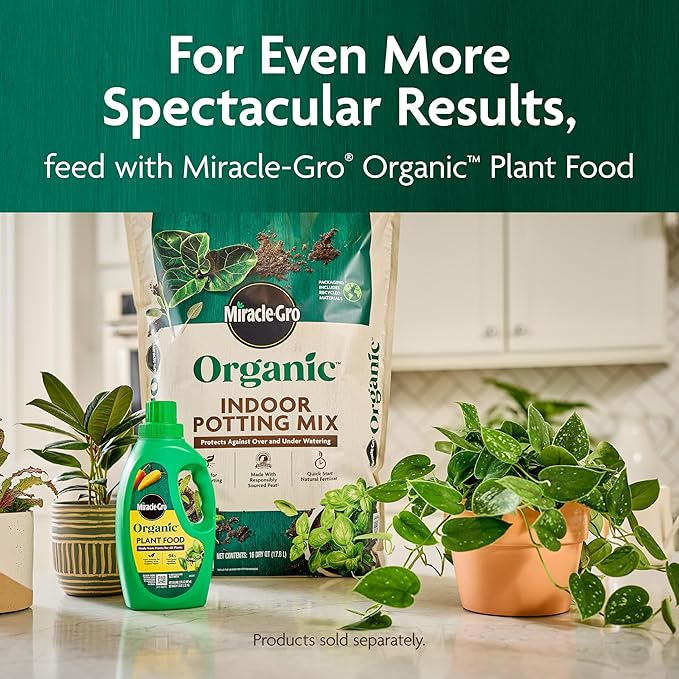 Miracle-Gro Organic Indoor Potting Mix - Protects Against Over and Under Watering, Planting Soil for Indoor Container Plants, Houseplants and Starter Plants, OMRI Listed, 16 qt. (2-Pack)