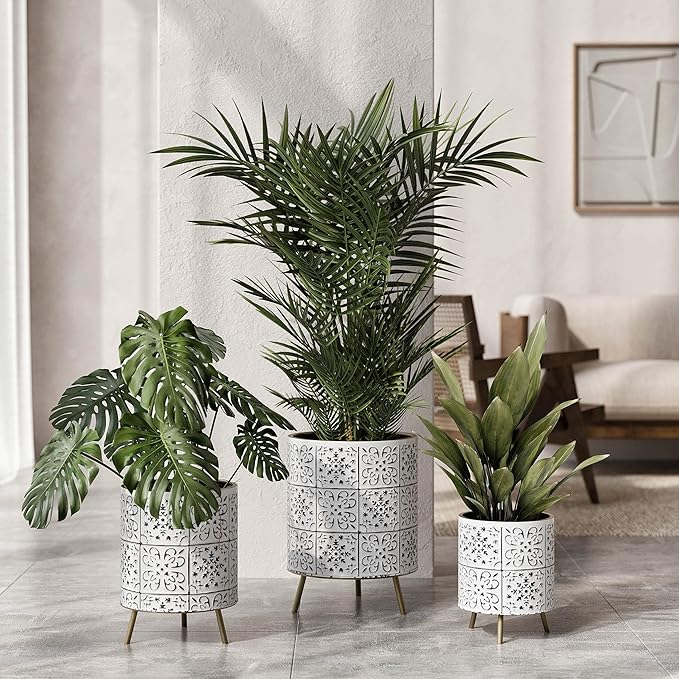 EverNest Tristan Neutral Minimal White and Black Modern Style Planter with Nyra Stand, SelectBase Plant Pots, Indoor Planter, Boho Home Decor, Minimalist Pot for Plants (Set of 3, Gold)