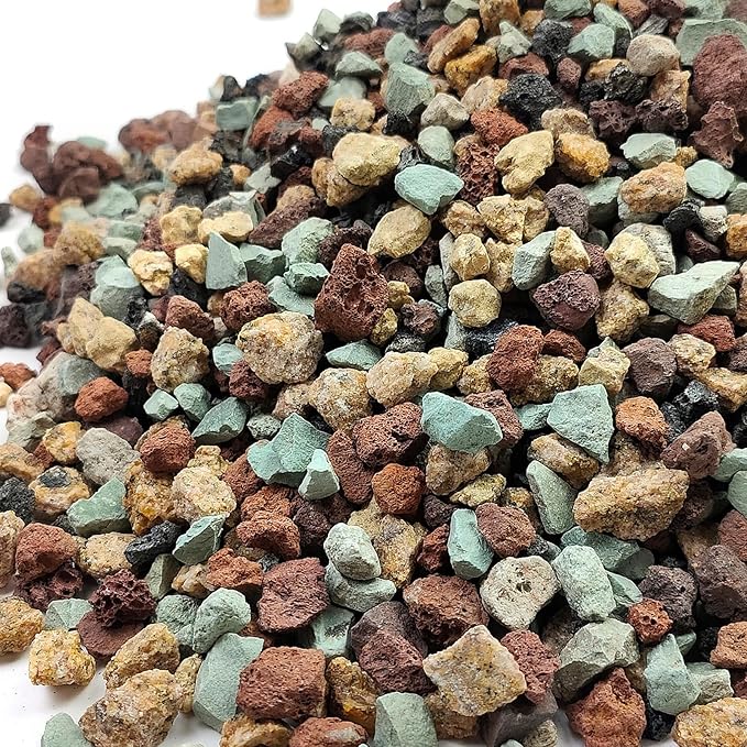 FANTIAN 2 lbs Mix Horticultural Succulent Soil,1/4 Inch Pumice Gravel. Decorative Pebbles Lava Rock for Cactus, Bonsai, Orchid, Indoor Plants of Drainage, Ventilation and Root Growth