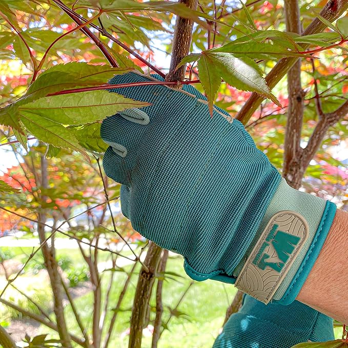 Wells Lamont Women's High Dexterity Adjustable Work and Gardening Gloves, Green, Medium (7754M)